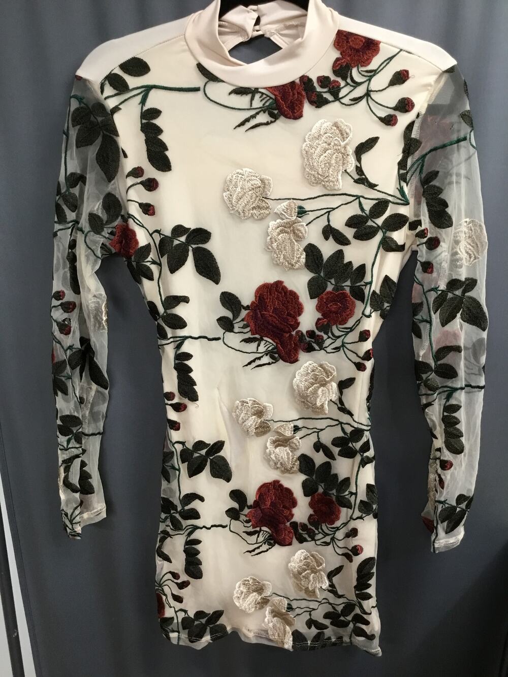 K.Jen Dress Women's Large White Floral Embroidered Backless Long Sleeve Preppy